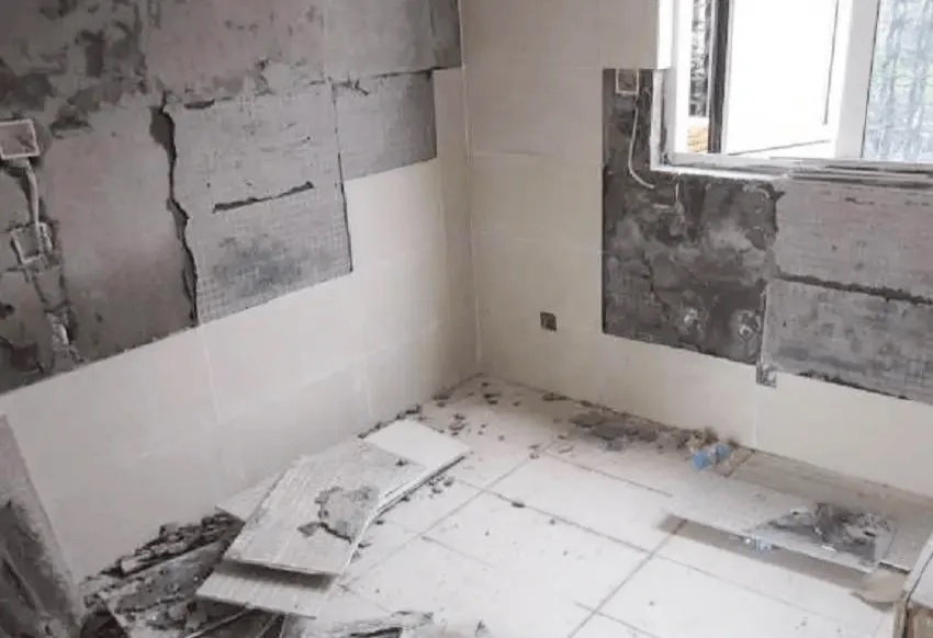 裝修踩坑警告：關(guān)于瓷磚背膠的5大誤區(qū)，你中招了嗎？